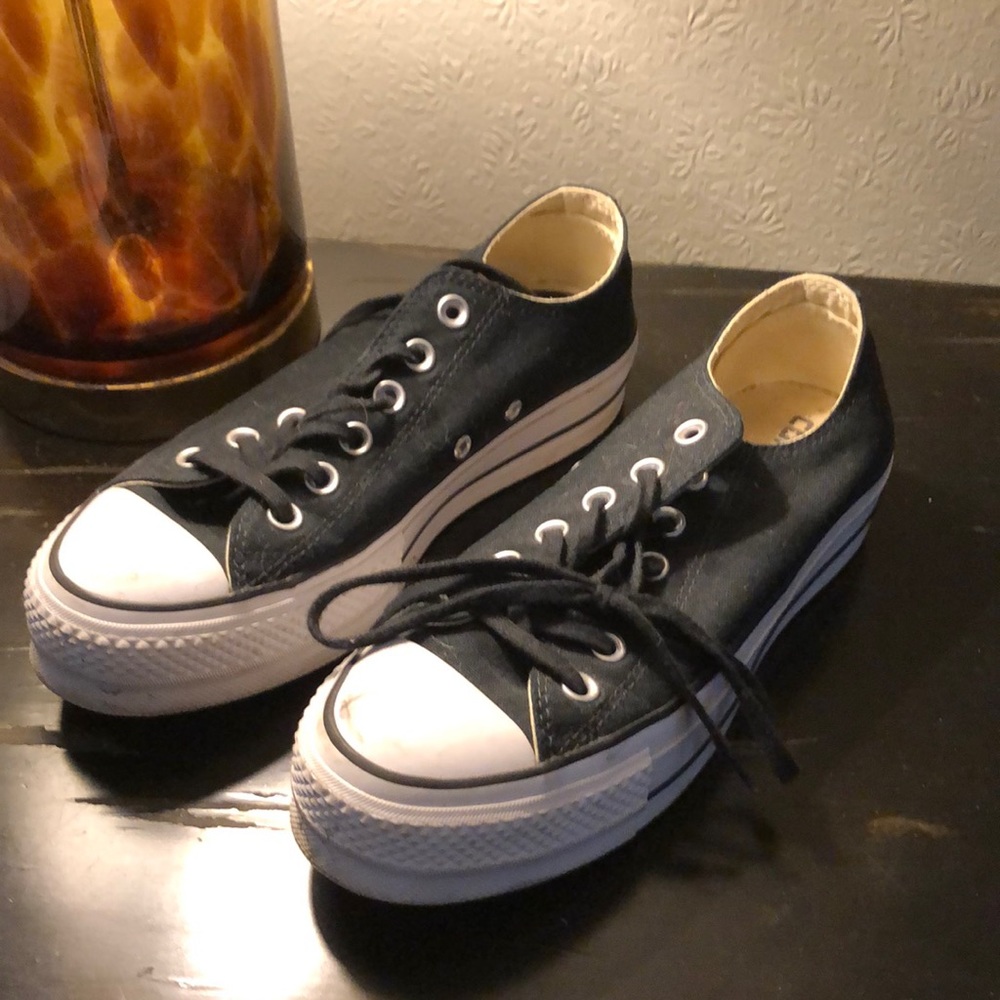 Black platform converse